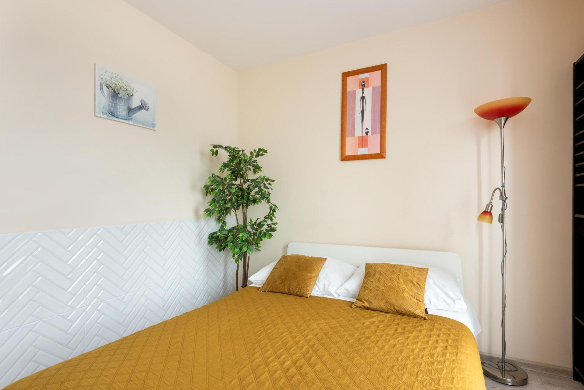 Cozy Modern Apartment Astoria Magic Orange Old Town Krakow Exterior photo
